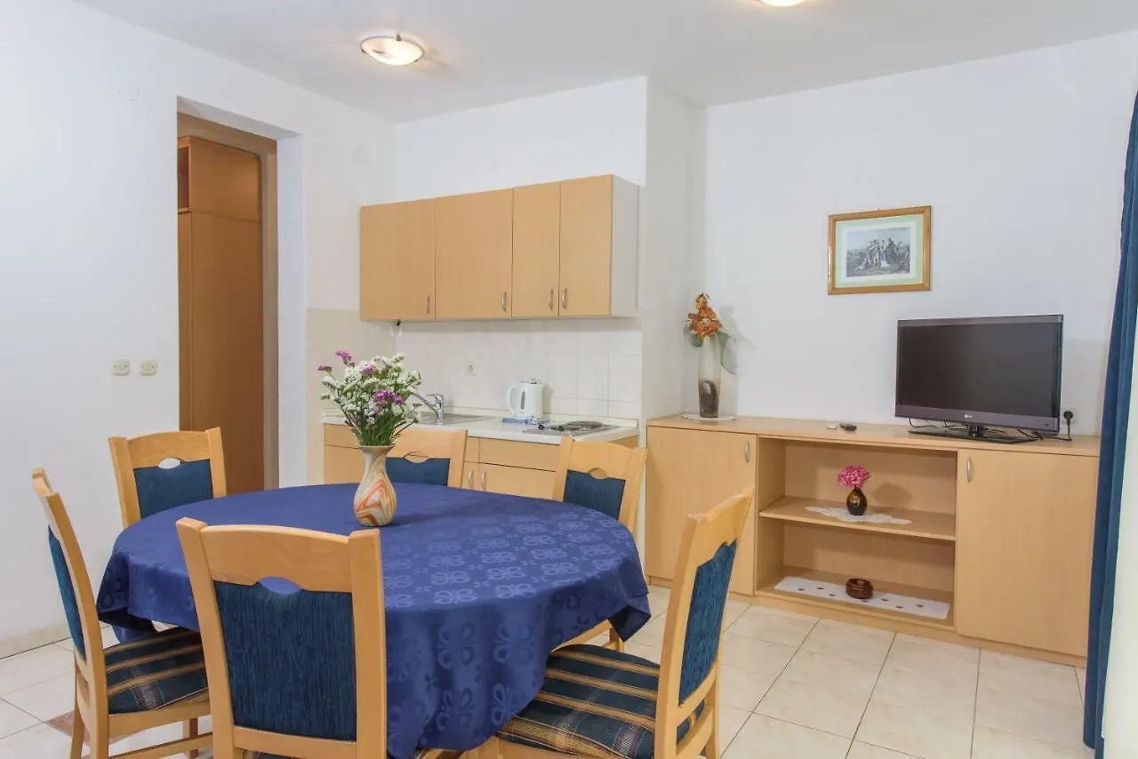 Apartment Apartmani Ivana Kastela